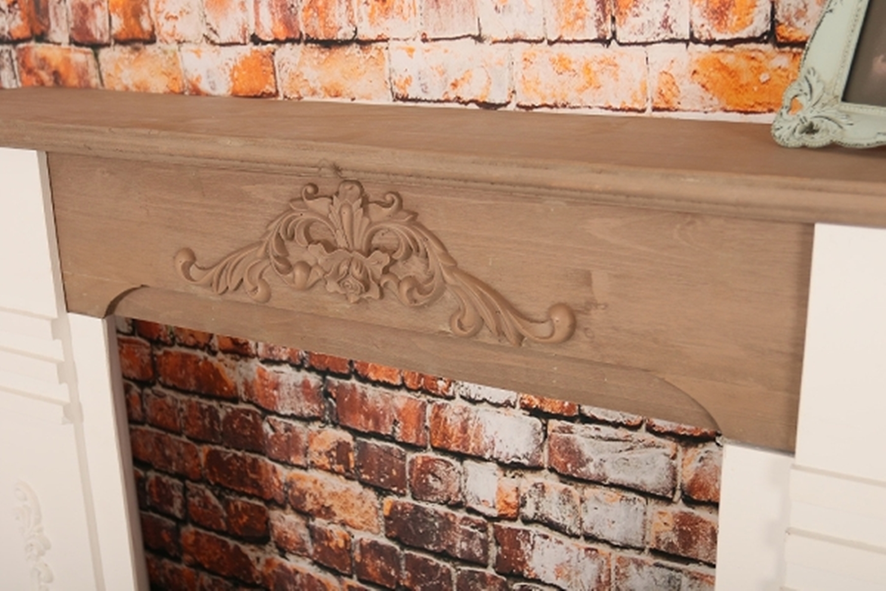 Kaminumrandung Kaminumbau Kaminkonsole weiss braun für Elektrokamin